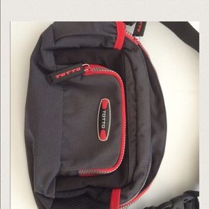 Totto waist shoulder bag