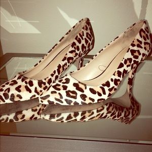 Zara Leopard Print Pumps