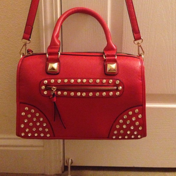 👠💋BEAUTIFUL RED STUDDED BAG - Picture 3 of 4