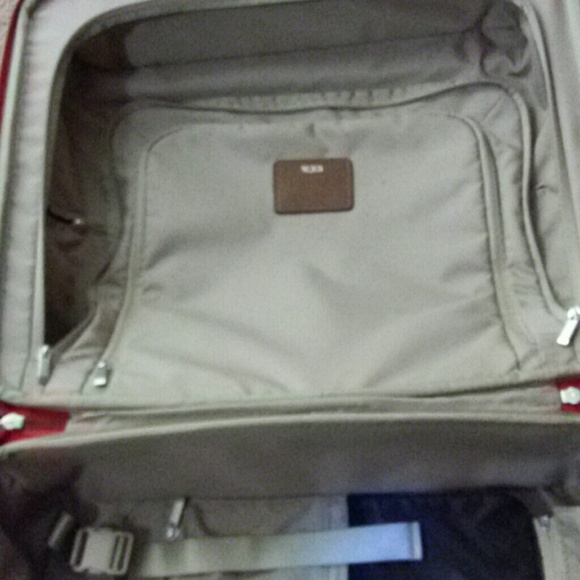 Red Tumi Weekender - Picture 3 of 4