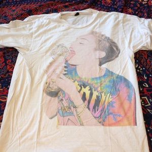 •Miley Cyrus Concert Tee•