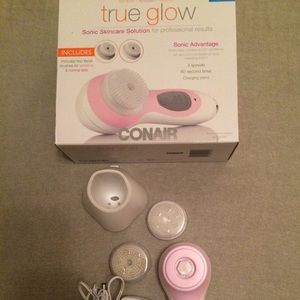 Conair True Glow facial cleansing brush