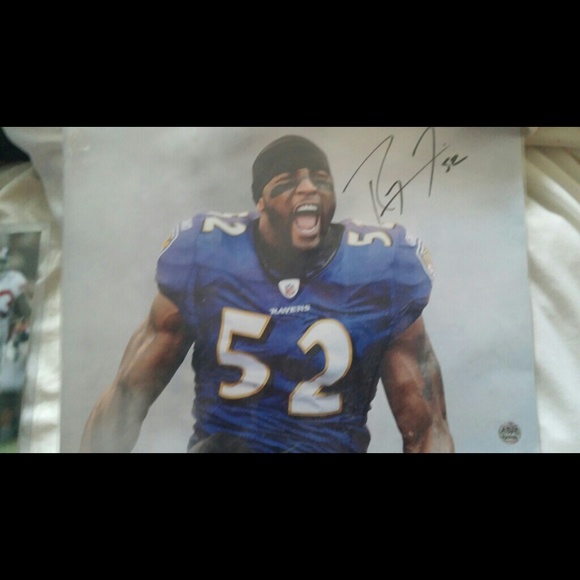 Ray Lewis autograph