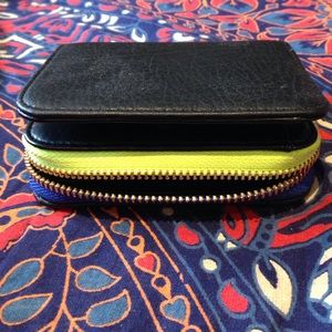 •Urban Outfitters Wallet•
