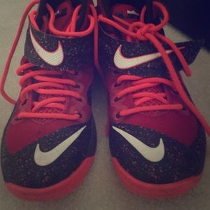 Lebron soldier 8