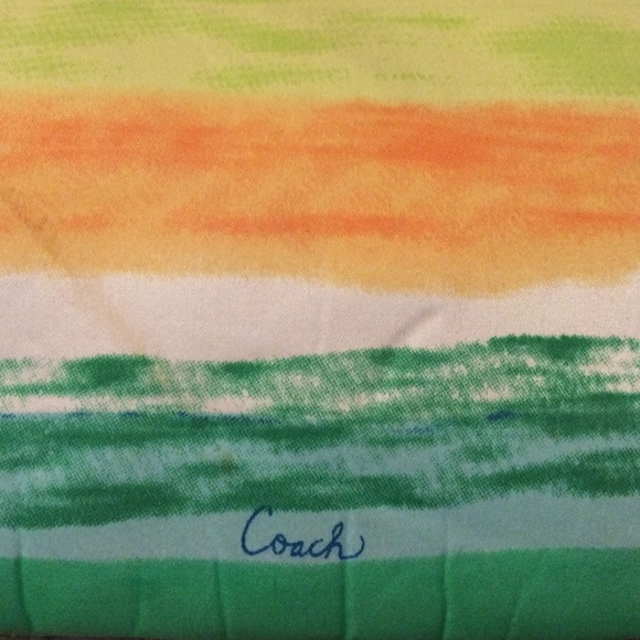 Coach Summer Side Bag - Picture 2 of 3