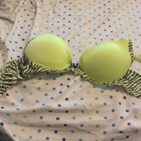 yellow lace bra