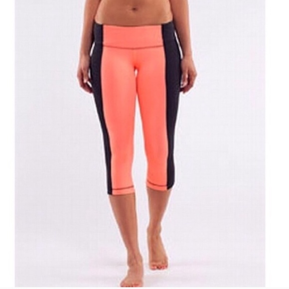 Lululemon crops