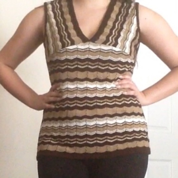 Patterned Vest - Picture 2 of 2
