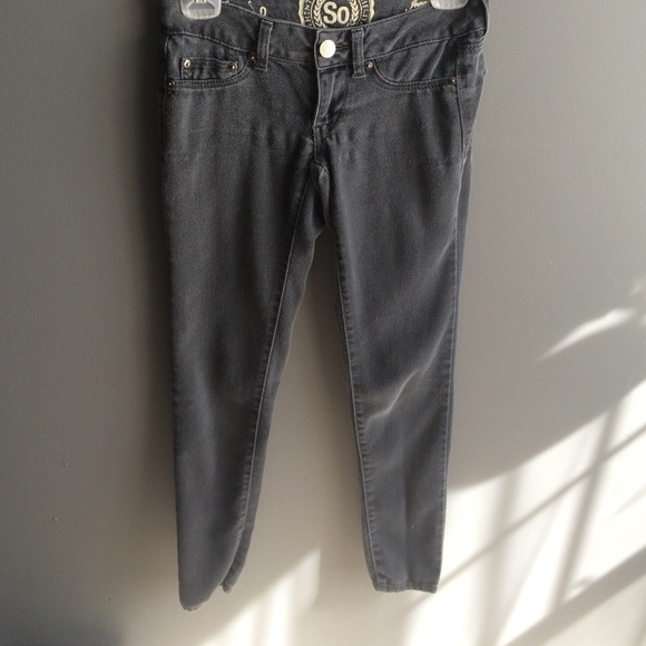 Grey jeggings