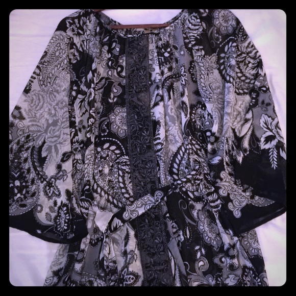 Black and white blouse