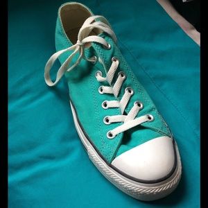 Teal converse