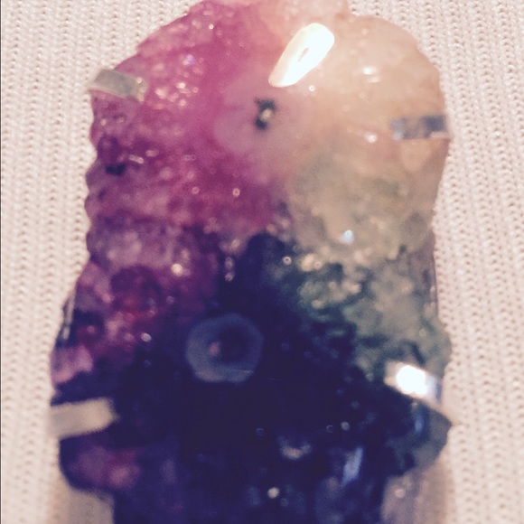 Druzy & Quartz necklace.                    "NWOT" - Picture 2 of 4