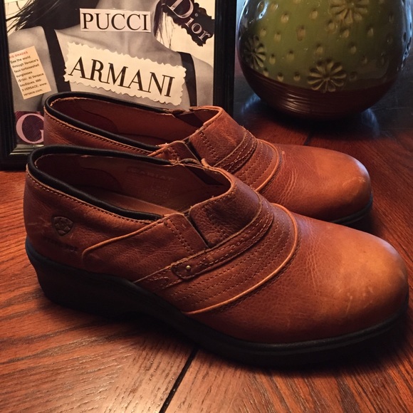 Ariat Shoes - Ariat Steel toe shoes size 10 amazing 😊