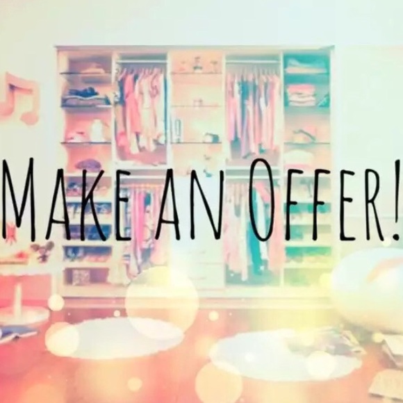✨Love the item not the price? Make an offer!✨