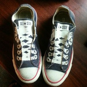 Converse size 5.women's size 7