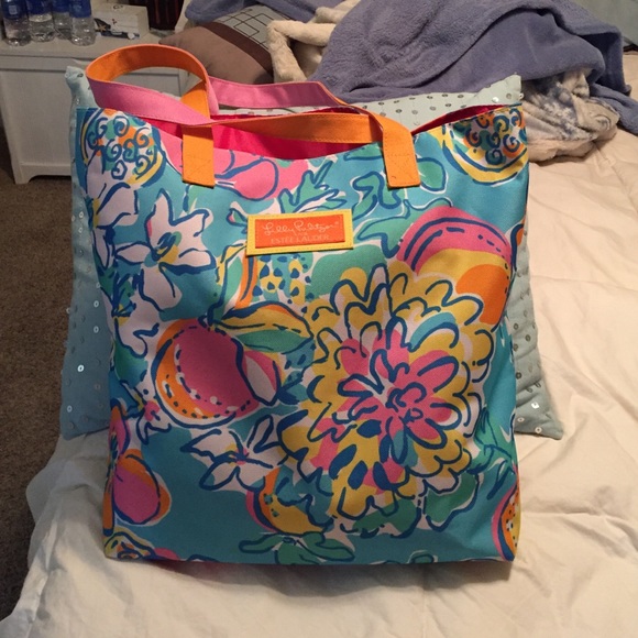 Lilly Pulitzer beach bag