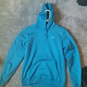 Under Armour sweatshirt