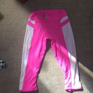 Cropped leggings. ON HOLD.