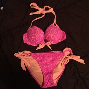 Victoria Secret Gorgeous push up bikini!