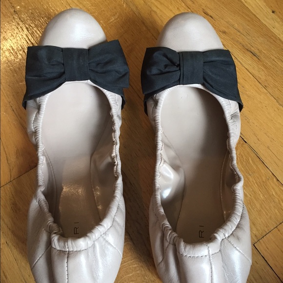 Tahari Dusty Pink Flats with Black Bow