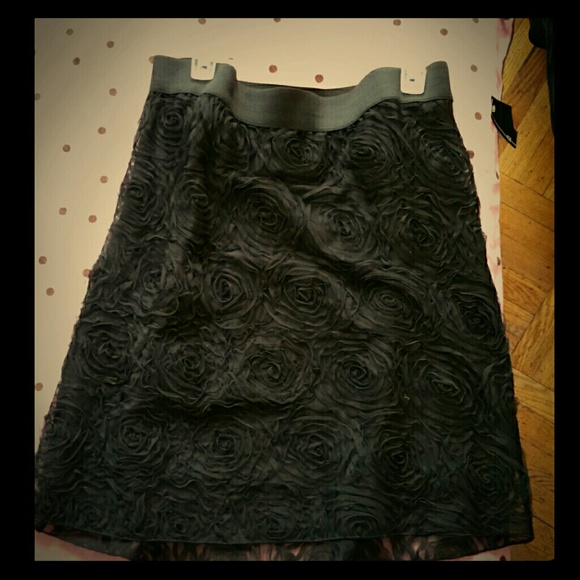 Black rose embellished skirt