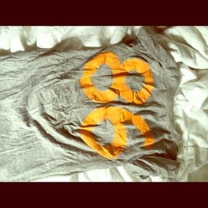 V neck grey pink T shirt