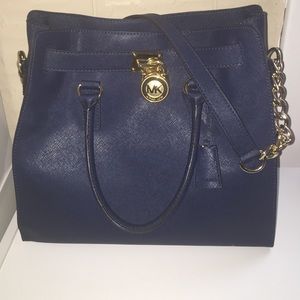 Michael Kors Hamilton.  ❌❌SOLD❌❌