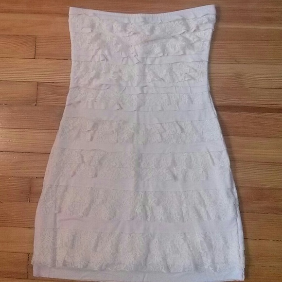 ExpressStrapless Pale Pink Lace Ruffle Dress Small