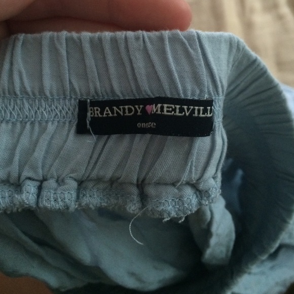 brandy melville skirt - Picture 2 of 2