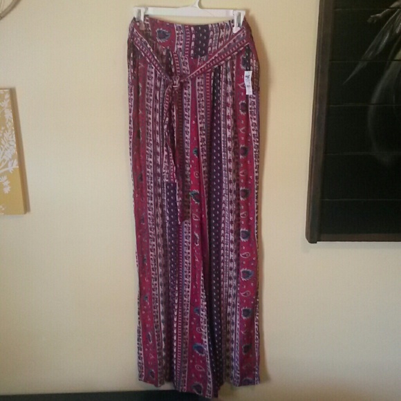 Floral Wide Legged Pants