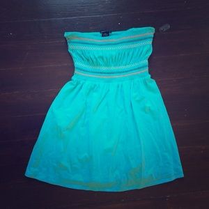 MODA strapless dress