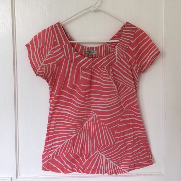 Beth Bowley pink print top size 4
