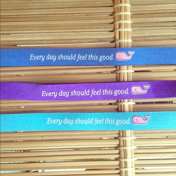 NWOT Vineyard Vines Croakies!