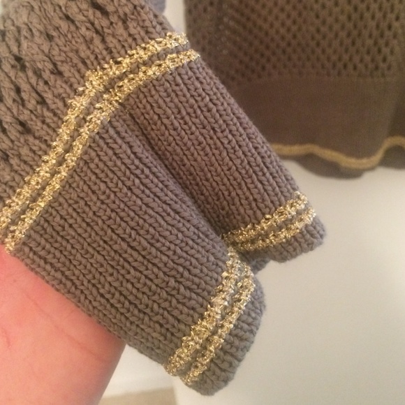 Sweater - Picture 3 of 4