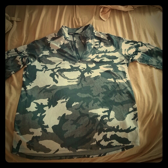 Nike element 1/2 zip