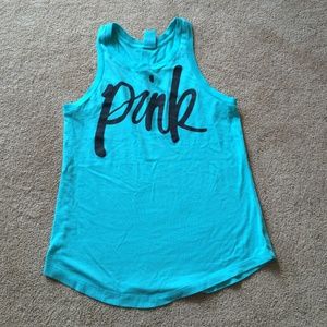 Vs pink tank
