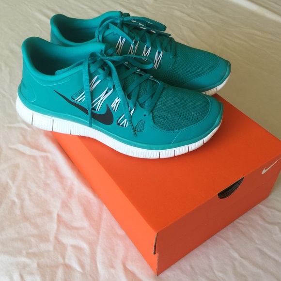 Nike Free Runs 5.0+