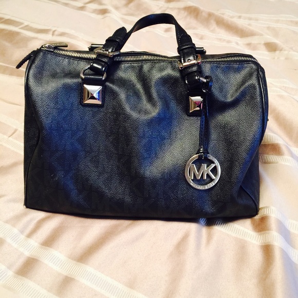 💯% Authentic MK Black and Silver 😘😘😘