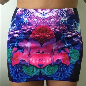 Trippy skirt