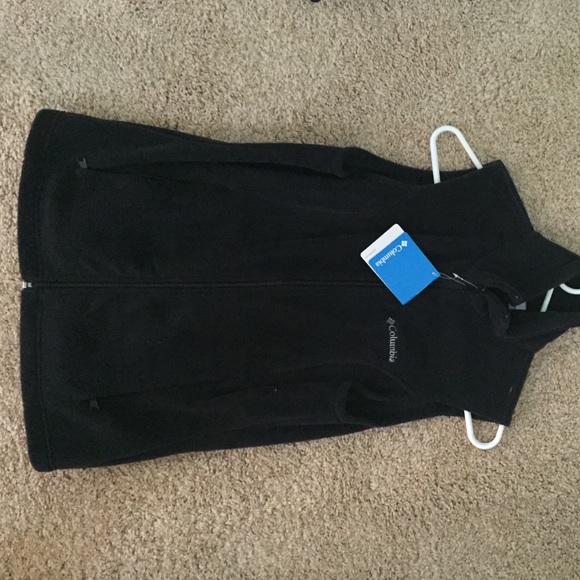 BNWT Black Columbia Fleece vest