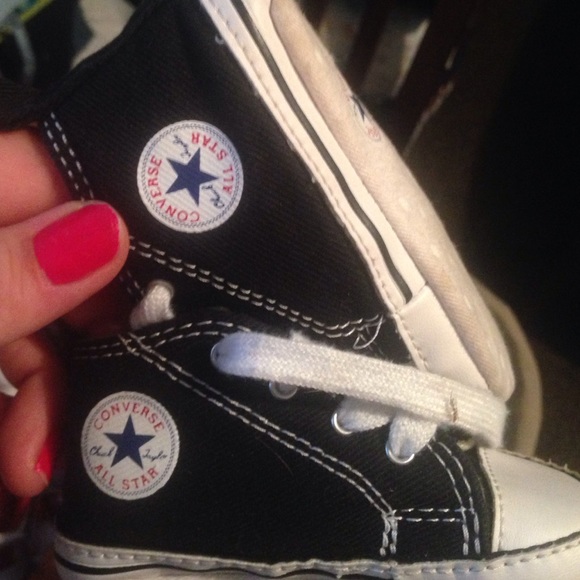Infant converse size 3