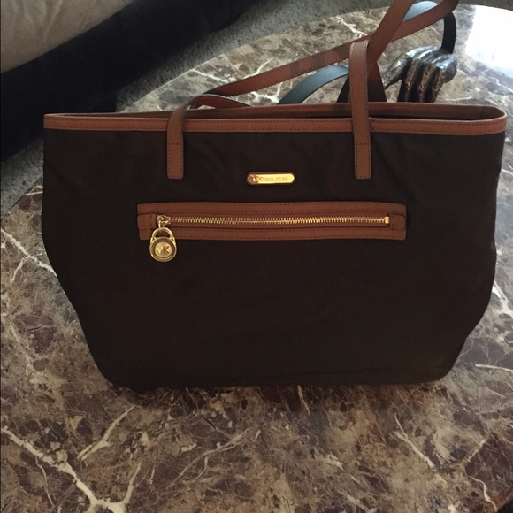 Michael Kors coffee nylon tote👜