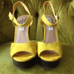 Naughty Monkey yellow suede wedges