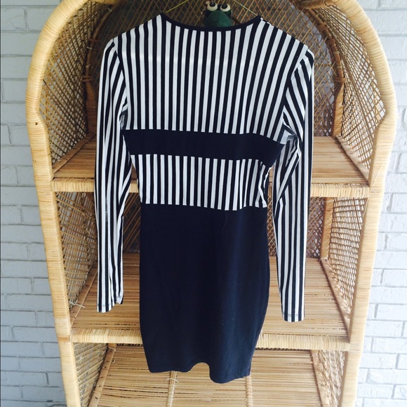 Motel Rocks Bodycon Dress! - Picture 3 of 4