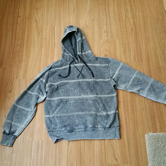 Mens Comfy Pullover!!