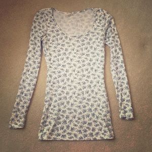 Kira by Pacsun long sleeve VERY SOFT shirt!