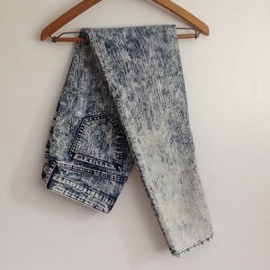 Lovesick Acid Wash Skinny Jeans NEW!