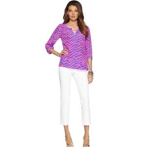 🌴Lilly Pulitzer Moxy Blouse in I Got Lucky, Small