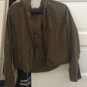 BRANDY MELVILLE green army jacket